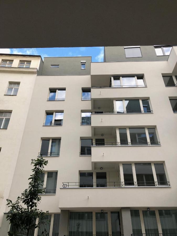 The Dante Prague - Family Apartments With Free Parking Praga Exterior foto